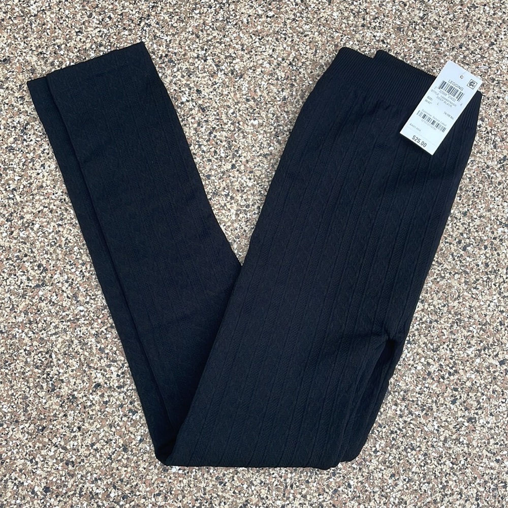 Epic Threads Leggings Sweater Look Size L Black